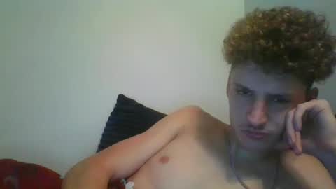 yourbitch1762 online show from September 25, 4:00 pm