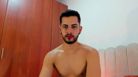 YOURBOYNEXTDOOR online show from December 6, 10:52 pm