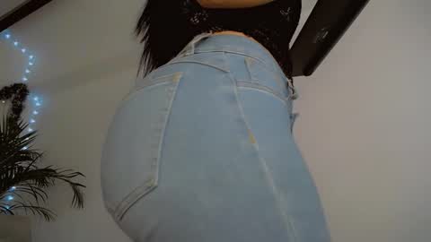 Salom online show from November 15, 6:15 pm