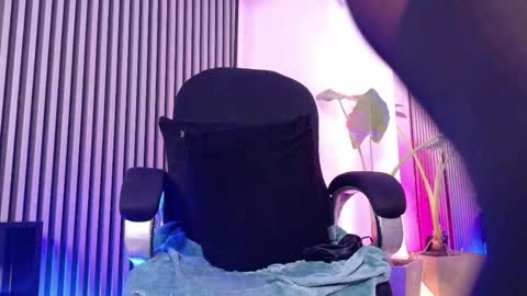 Selena online show from November 27, 5:53 am