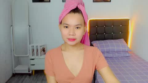 Snapshot of yourcuteprincess_ chatting on June 5, 12:22 pm yourcuteprincess_ online show from June 5, 12:22 pm