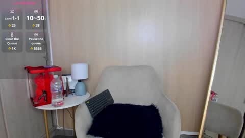 Snapshot of yourcutesofi chatting on January 15, 8:09 am Sofia independent model 3 online show from January 15, 8:09 am