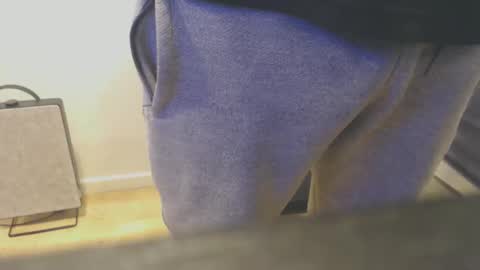 hornyedging online show from March 2, 6:15 pm