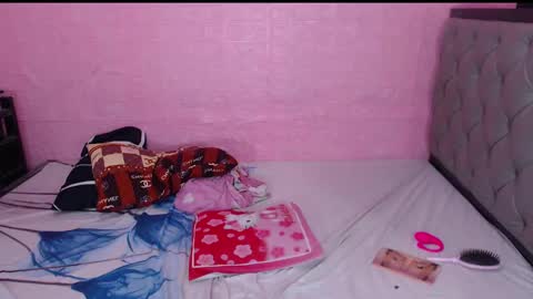 Snapshot of yourdreamisabell chatting on March 2, 3:59 pm yourdreamisabell online show from March 2, 3:59 pm