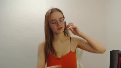 Snapshot of yourdreamray chatting on November 22, 6:18 pm Lana online show from November 22, 6:18 pm