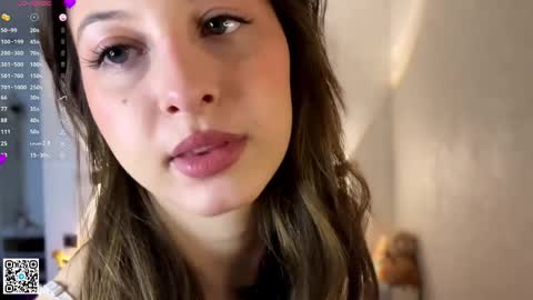 Emilia online show from March 31, 8:04 am