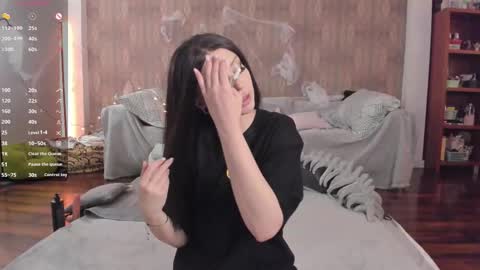 Snapshot of youreyesgazm chatting on November 2, 10:17 am Mary online show from November 2, 10:17 am