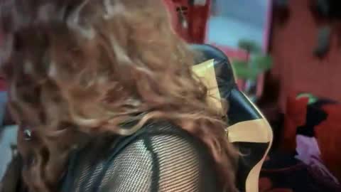 yourfairy_amoreen online show from January 31, 7:11 pm