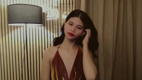 Vivian online show from November 9, 8:51 pm