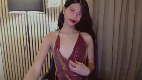 Vivian online show from November 14, 9:52 am