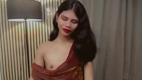 Vivian online show from November 17, 5:46 am