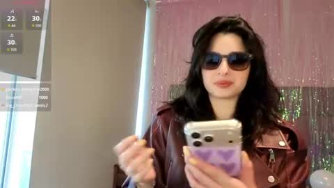 Helena online show from July 24, 8:18 pm