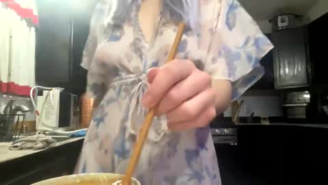 Scarlet Bunny online show from January 19, 5:48 am