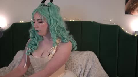 Sarlei Sar-uh-lie online show from October 25, 11:43 pm