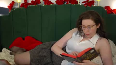 Sarlei Sar-uh-lie online show from December 2, 11:11 pm