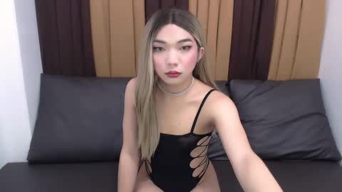 Goddess Yoshi online show from February 22, 5:44 am