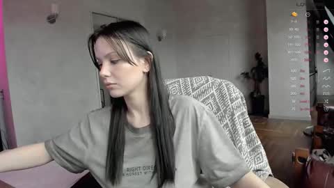 Aida online show from October 6, 10:02 am