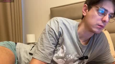 Chris online show from February 1, 6:23 am