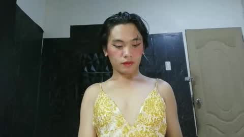 yourhotdodz online show from March 25, 11:05 am