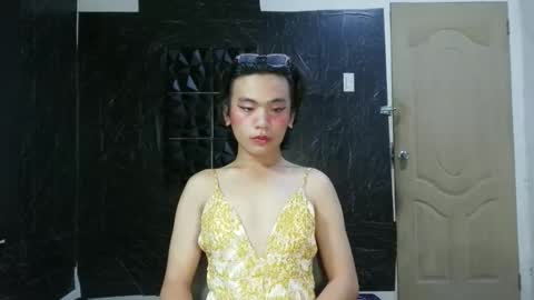 yourhotdodz online show from March 26, 2:06 am