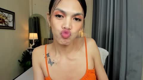 patty online show from December 17, 8:54 pm