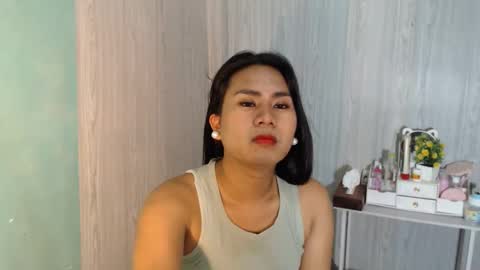 Mauie  online show from February 3, 12:09 am