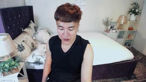 Snapshot of yourlivingonurdream chatting on October 20, 2:39 pm --               online show from October 20, 2:39 pm