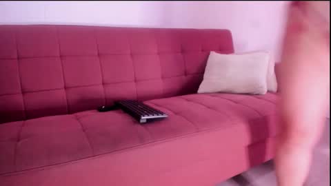 Snapshot of yourlola_milf chatting on December 3, 6:17 pm Lola Independent Model online show from December 3, 6:17 pm