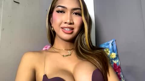 yourlovebella88 online show from March 2, 5:31 pm