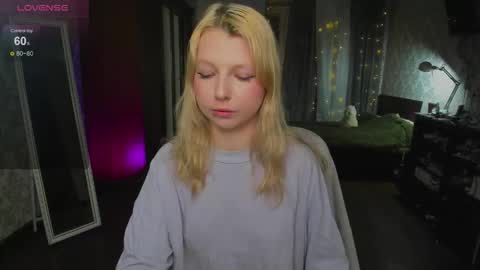 Snapshot of yourlovelyeve chatting on March 9, 4:33 pm Eve online show from March 9, 4:33 pm