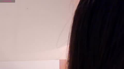 yourmaylien online show from December 15, 10:28 am