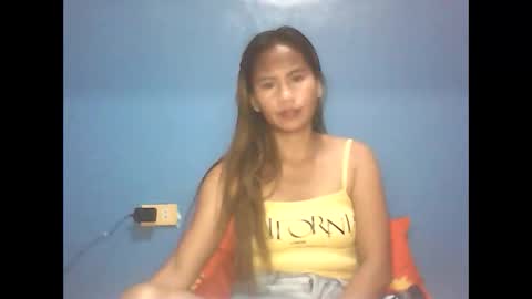 yourmorenagirl69 online show from September 21, 10:06 am