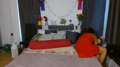yourmysterycharm online show from April 28, 8:08 am