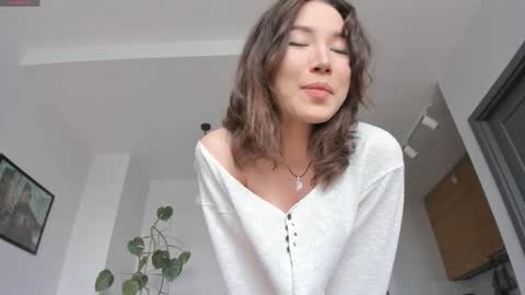 youre meyy online show from February 13, 7:37 am