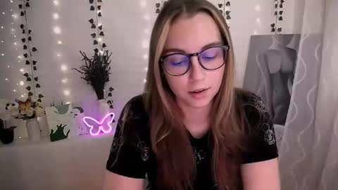 Happy online show from September 24, 9:01 am