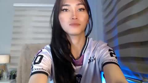    online show from October 5, 2:54 am