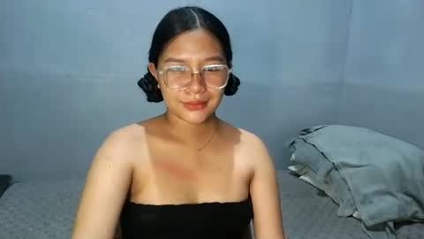 Snapshot of yoursexy_reb chatting on February 26, 12:04 pm yoursexy_reb online show from February 26, 12:04 pm