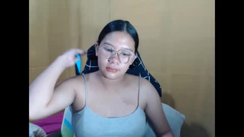 Snapshot of yoursexy_reb chatting on March 19, 2:37 am yoursexy_reb online show from March 19, 2:37 am