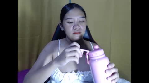 Snapshot of yoursexy_reb chatting on March 25, 2:28 am yoursexy_reb online show from March 25, 2:28 am