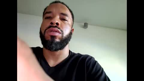 Snapshot of yoursexydaddy79 chatting on September 28, 9:09 pm mother fucker online show from September 28, 9:09 pm