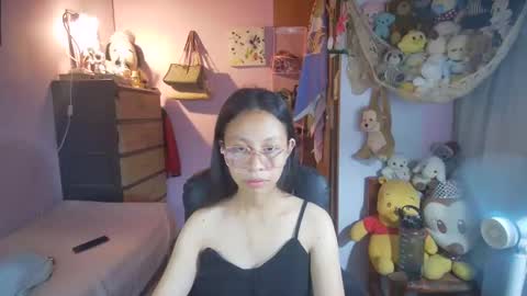 Snapshot of yourshy_cess chatting on April 6, 12:06 pm Cess online show from April 6, 12:06 pm