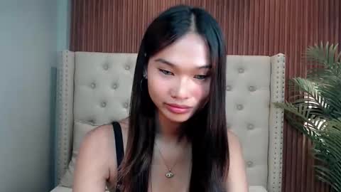 Snapshot of yoursluttyashxx chatting on October 22, 6:24 am yoursluttyashxx online show from October 22, 6:24 am