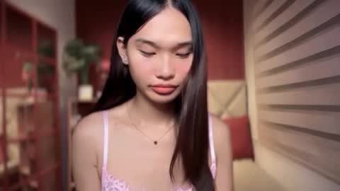 yoursluttyashxx online show from May 8, 4:23 pm