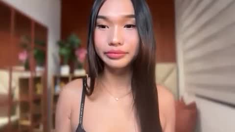 yoursluttyashxx online show from July 5, 5:20 pm