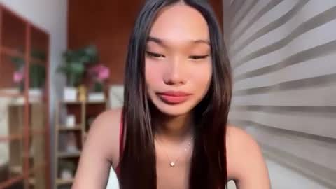yoursluttyashxx online show from July 28, 11:58 pm