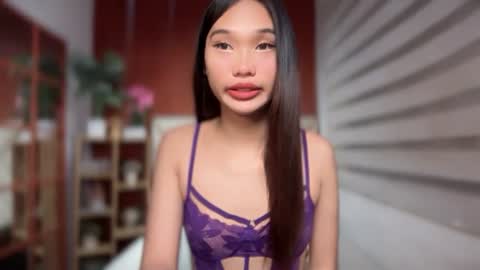 yoursluttyashxx online show from August 8, 10:56 pm