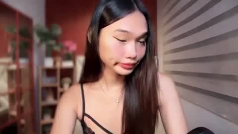 yoursluttyashxx online show from August 9, 11:09 pm