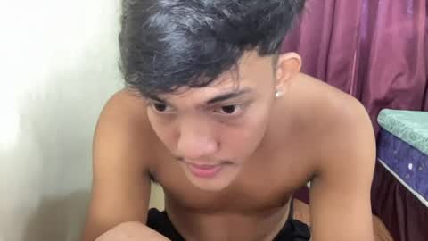 yourstreetguy_kenneth online show from July 28, 11:04 pm