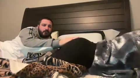 yourstrulylivy online show from December 29, 1:02 am