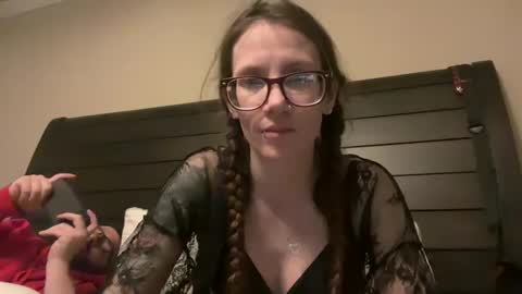yourstrulylivy online show from February 21, 2:17 am
